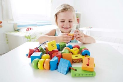 Hape, детска, дървена, играчка, конструктор, за, нанизване, образователна играчка, обучителна играчка, креативна играчка, играчки, игри, игра 