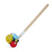 hape, дървена играчка за бутане, играчка за бутане. бутане, дървена играчка, пчеличка, пчела, крилца, играчка за навън, игра, игри, играчка, играчки