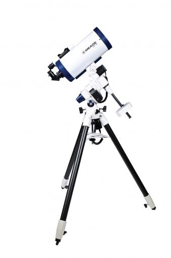 Levenhuk, телескоп, телескоп за наблюдение, телескоп за звезди, телескоп за наблюдение на звездите, звезди, наблюдение, телескоп за начинаещи