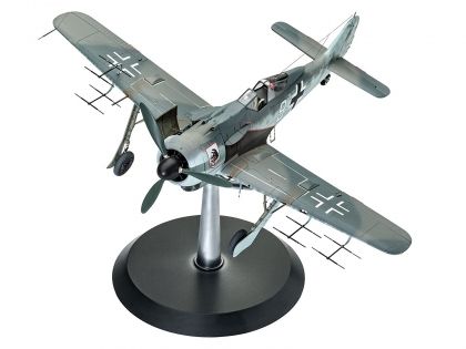 Revell, сглобяем модел, Фоки Улф Fw190 A-8, германски бомбардировач, бомбардировач, Втората световна война, самолет за сглобяване, конструктор, конструктори, игра, игри, играчка, играчки 