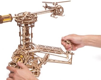 Ugears, дървен, 3D, пъзел, хеликоптер, контролна кула, самолет, творчество, креативност, механичен, механизъм, механични пъзели, пъзел, триизмерен, триизмерни, игра, игри, играчки, играчка 