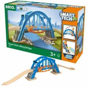 Brio, повдвижен мост, смарт технология, мост, повдигащ се мост, игра, игра за момче, игра за момиче, игра за момчета, забавление, забавна играчка, играчка, момче, момчета, момиче, момичета, дете, деца