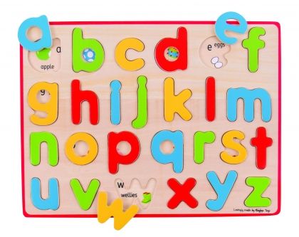 Bigjigs - Дървен пъзел с малки букви - Английската азбука
