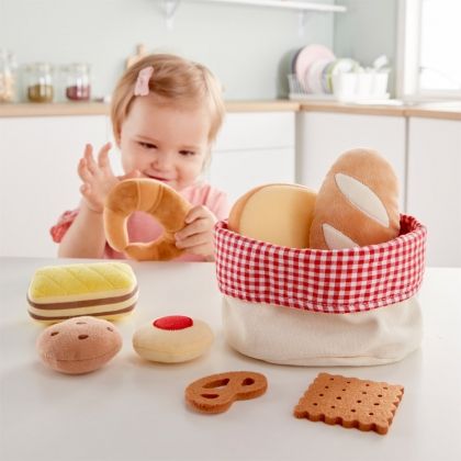 Hape, кошница със хлебчета за малки деца, детска кошница, кошници, кошница, печива, печени изделия, детски печени изделия, игра, игри, играчка, играчки 
