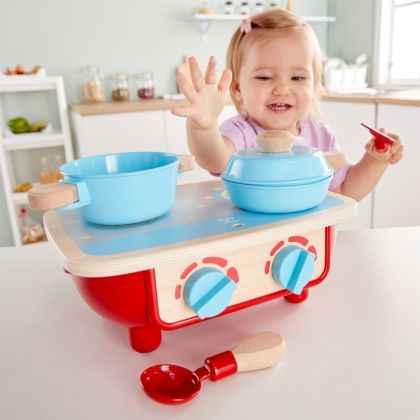 Hape, кухненски комплект за малки деца, комплект за готвене, детски комплект, кухненски комплект, готвене, готвене за деца, детска печка, игра, игри, играчка, играчки 