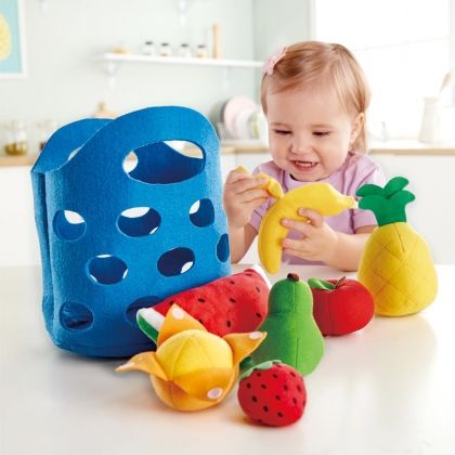 Hape, Кошничка с плодове за най-малките, кошничка с плодове, плодове, плюшени плодове, детска играчка, игра, игри, играчка, играчки