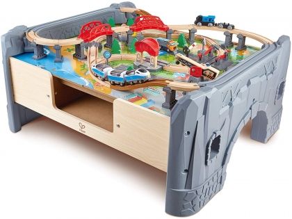 Hape, Дървена маса с ЖП комплект, дървена маса, жп комплект, дървена маса за игра, влакове и релси, влакче, детско влакче, детска играчка, детски играчки, игра, игри, играчка, играчки