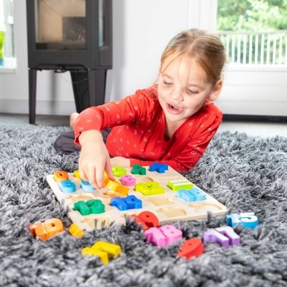 New Classic Toys - Детски дървен пъзел с цифри от 1 до 20 