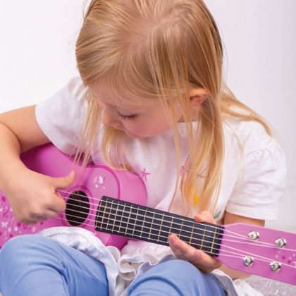 Bijgjigs - Детска дървена китара в розов цвят 
