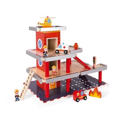 janod, голяма дървена пожарна станция, пожарна станция, дървена пожарна станция, пожар, пожарна, игра, игри, играчка, играчки