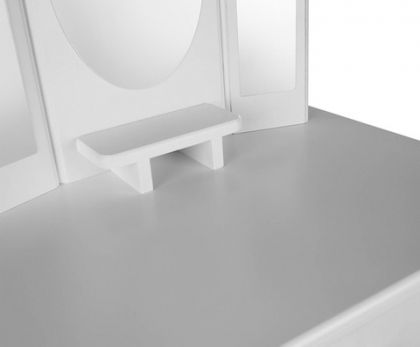 Бяла дървена детска тоалетка с 3 огледала 