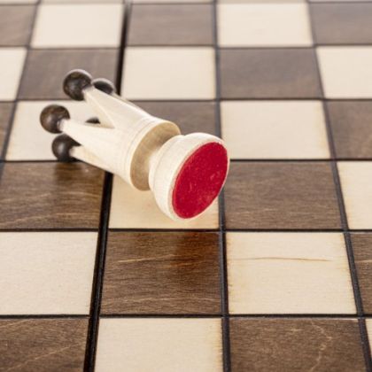Дървена игра - Шах и Дама в едно