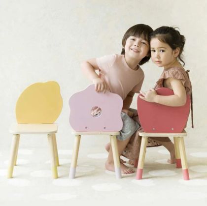 Дървено столче за деца с облегалка във формата на Лале - Classic World
