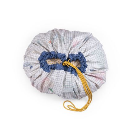 Постелка за игра от 100% памук, с цветове и шарки от колекцията Les Toupitis - Moulin Roty