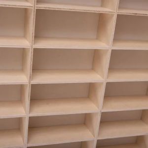 Дървен рафт за съхранение на колички и играчки - 90 отделения - Kruzzel