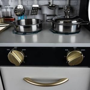 Модерна дървена кухня за игра със звуци, светлина и аксесоари - черна - Kruzzel