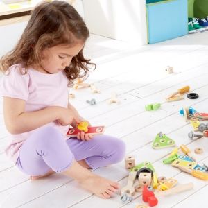 hape, дървена, маса, работна, части, чук, отвертка, инструменти, гайки, болтове, игра, игри, играчка, играчки