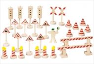 Goki - Дървена играчка - Пътни знаци с регулировчик