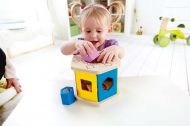 Hape - Дървена oбpaзoвaтeлнa игpaчкa - Сортер