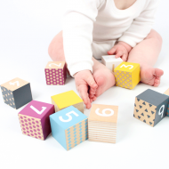 Bigjigs - Детски дървени кубчета с числа 
