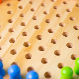 Bigjigs - Дървена настолна игра - Китайски шах 