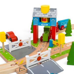 Bigjigs - Влаков комплект - Сигнална кутия с бариери и светофари 